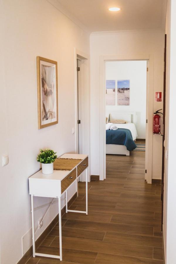 Apartamento Lovely & Bright Renovated Apt. W/ Balcony In *