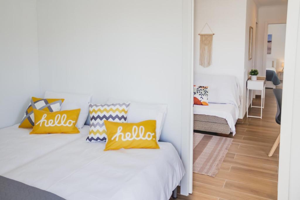 Lovely & Bright Renovated Apt. W/ Balcony In *